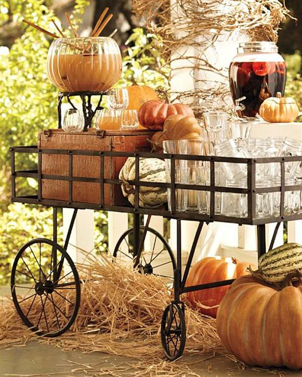 Unique-table-from-old-thing-Halloween-Decorating-Ideas